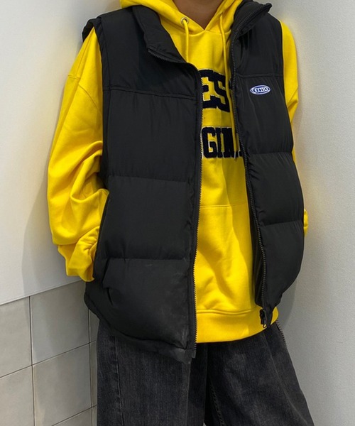 kutir(クティール)の「サガラ刺繍カレッジロゴパーカー(パーカー・メンズ・ライトグレー/イエロー/グリーン/ラベンダー・MEDIUM/LARGE)」の4枚目の写真