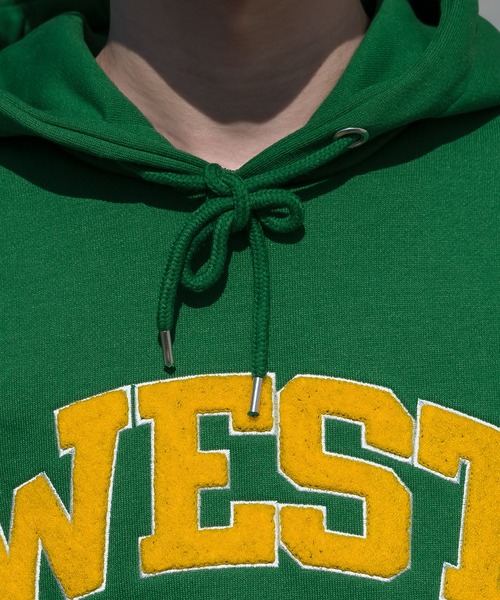 kutir(クティール)の「サガラ刺繍カレッジロゴパーカー(パーカー・メンズ・ライトグレー/イエロー/グリーン/ラベンダー・MEDIUM/LARGE)」の18枚目の写真