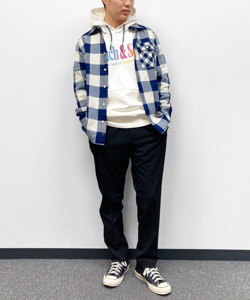 SCOTCH&SODA(スコッチアンドソーダ)の「プリント フーディ【166535】(パーカー・メンズ・ピンク/グリーン/イエロー/ホワイト・LARGE/SMALL/MEDIUM)」の11枚目の写真