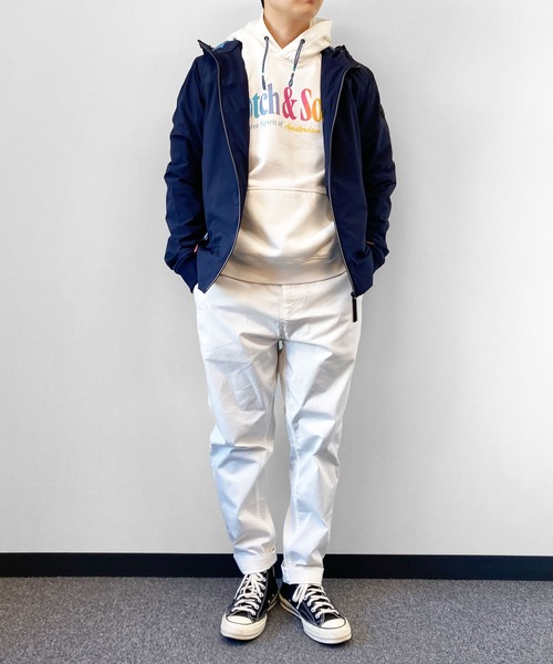 SCOTCH&SODA(スコッチアンドソーダ)の「プリント フーディ【166535】(パーカー・メンズ・ピンク/グリーン/イエロー/ホワイト・LARGE/SMALL/MEDIUM)」の12枚目の写真