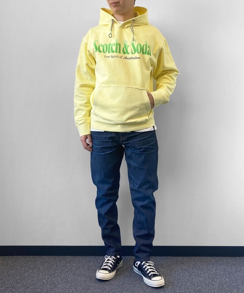 SCOTCH&SODA(スコッチアンドソーダ)の「プリント フーディ【166535】(パーカー・メンズ・ピンク/グリーン/イエロー/ホワイト・LARGE/SMALL/MEDIUM)」の19枚目の写真