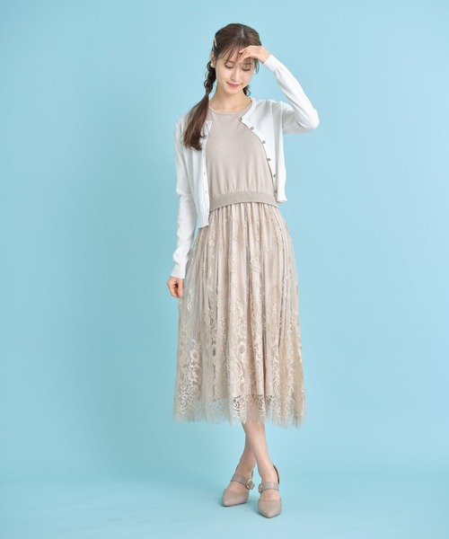 tocco closet（トッコ　クローゼット）の「フラワーモチーフ釦ＵＶ加工クルーネックカーディガン（カーディガン/ボレロ・レディース・ブラック/オフホワイト・M）」の3枚目の写真