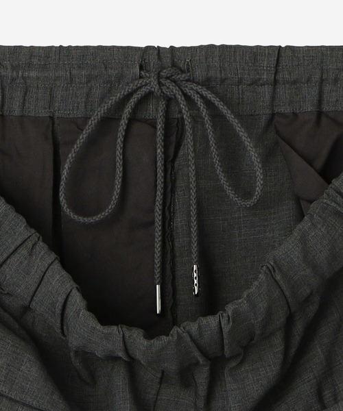 mando(マンド)の「mando | 〈別注〉インバーテッドプリーツイージーパンツ MEN(その他パンツ・メンズ・ネイビー/チャコール/カーキ・1/3/2)」の10枚目の写真
