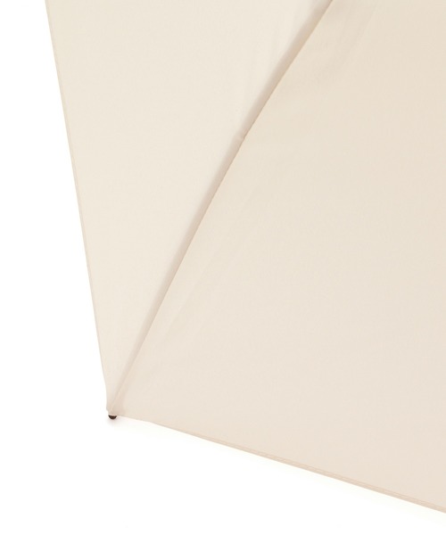 ADAM ET ROPE'（アダムエロペ）の「【サステナブル・晴雨兼用・男女兼用】［U-DAY for ADAM ET ROPE'］ADMERP 折りたたみ傘（折りたたみ傘・レディース・カーキ/キナリ・FREE）」の17枚目の写真