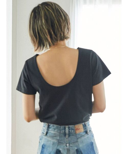 Ungrid(アングリッド)の「バックオープンTee(Tシャツ/カットソー・レディース・ブラック/オフホワイト/ピンク/オレンジ・FREE)」の22枚目の写真