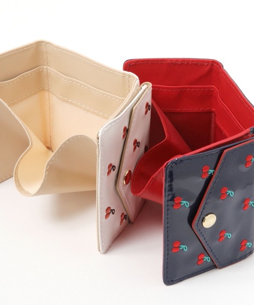 GLOBAL WORK（グローバルワーク）の「AND YUA ANY/チェリーウォレット