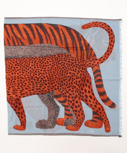 ear PAPILLONNER（イアパピヨネ）の「【INOUI Editions（イヌイエディションズ）】アニマルトリオ柄ストール（ストール/ショール・レディース・ホワイト/サックスブルー/グリーン・FREE）」の4枚目の写真