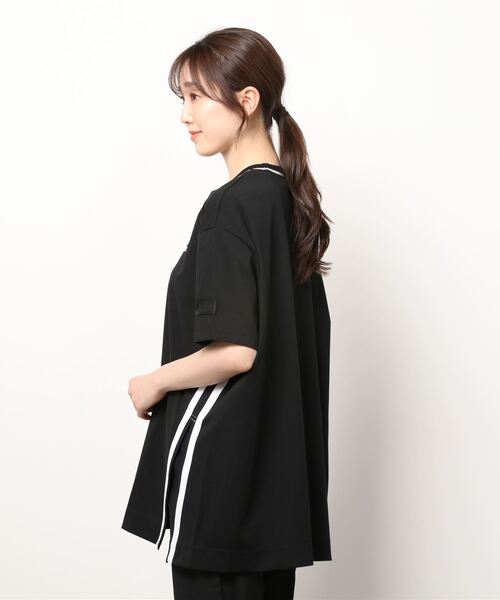 ESSENTIAL(エッセンシャル)の「ハイストレッチトップス(Tシャツ/カットソー・レディース・ブラック/ベージュ/オフホワイト・FREE)」の21枚目の写真