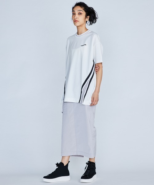ESSENTIAL(エッセンシャル)の「ハイストレッチトップス(Tシャツ/カットソー・レディース・ブラック/ベージュ/オフホワイト・FREE)」の18枚目の写真