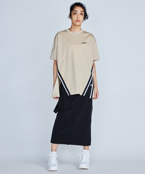 ESSENTIAL(エッセンシャル)の「ハイストレッチトップス(Tシャツ/カットソー・レディース・ブラック/ベージュ/オフホワイト・FREE)」の7枚目の写真