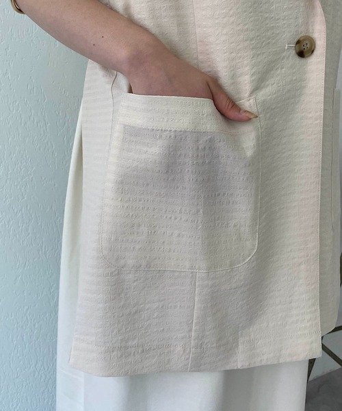 CAPRICIEUX LE'MAGE（カプリシューレマージュ）の「〈WEB限定〉バックオープンベスト（ベスト・レディース・ブラック/ホワイト系その他・FREE）」の8枚目の写真