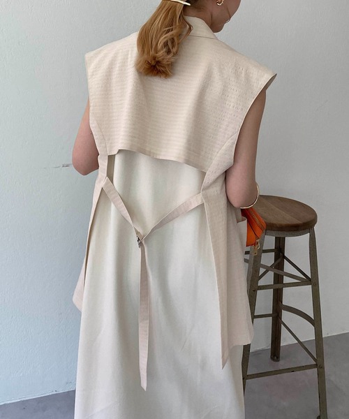 CAPRICIEUX LE'MAGE（カプリシューレマージュ）の「〈WEB限定〉バックオープンベスト（ベスト・レディース・ブラック/ホワイト系その他・FREE）」の11枚目の写真