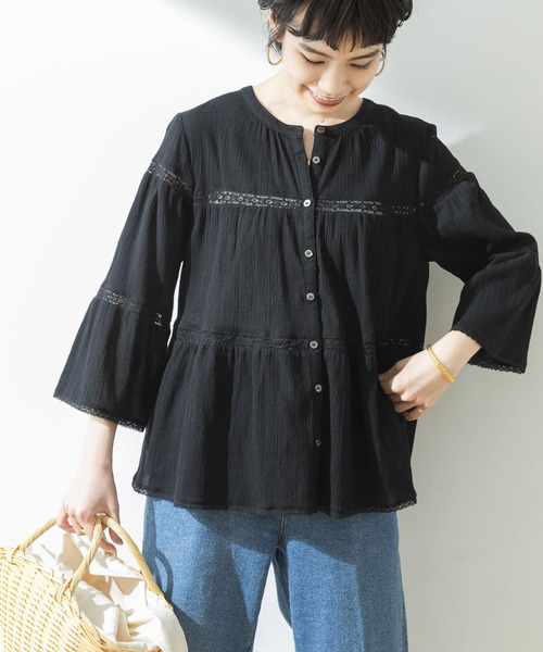 URBAN RESEARCH（アーバンリサーチ）の「前後2WAY楊柳ティアードブラウス（シャツ/ブラウス・レディース・オフホワイト/ブラック・FREE）」の4枚目の写真