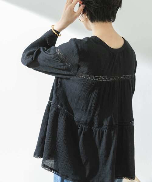 URBAN RESEARCH（アーバンリサーチ）の「前後2WAY楊柳ティアードブラウス（シャツ/ブラウス・レディース・オフホワイト/ブラック・FREE）」の6枚目の写真