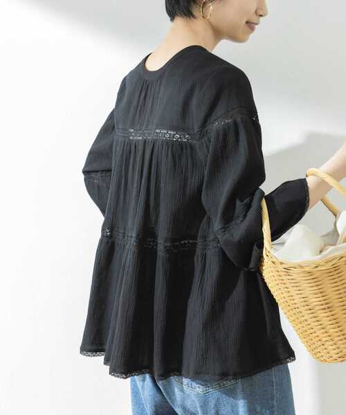 URBAN RESEARCH（アーバンリサーチ）の「前後2WAY楊柳ティアードブラウス（シャツ/ブラウス・レディース・オフホワイト/ブラック・FREE）」の10枚目の写真