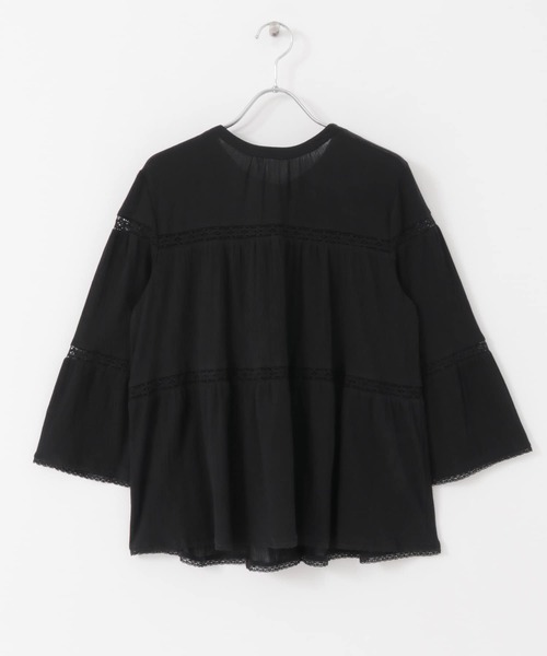 URBAN RESEARCH（アーバンリサーチ）の「前後2WAY楊柳ティアードブラウス（シャツ/ブラウス・レディース・オフホワイト/ブラック・FREE）」の14枚目の写真