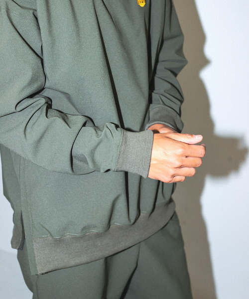 アーバンリサーチ　oops ソロテックス　セットアップ　カーキ アーバンリサーチ oops ソロテックス セットアップ カーキ URBAN