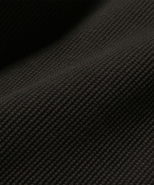 BEAMS LIGHTS（ビームスライツ）の「BEAMS LIGHTS / サーマル パーカ SOLOTEX(R)（パーカー・メンズ・ブラック/オフホワイト・SMALL/MEDIUM/LARGE）」の17枚目の写真