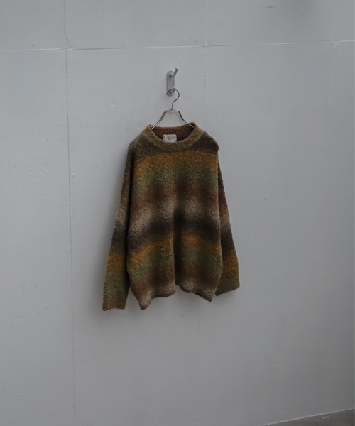 shiki tokyo（シキトウキョウ）の「Oversized Gradation Knit