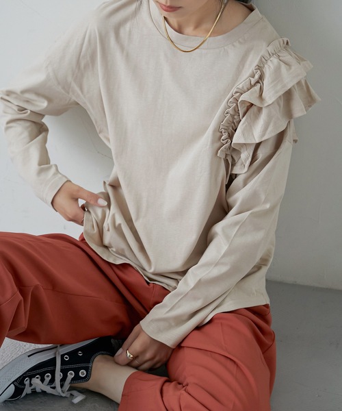Fashion Letter(ファッションレター)の「フリルショルダーカットソー(Tシャツ/カットソー・レディース・オフホワイト/ライトベージュ/ブラック/カーキ・M~L/LL~3L/4L~5L)」の4枚目の写真