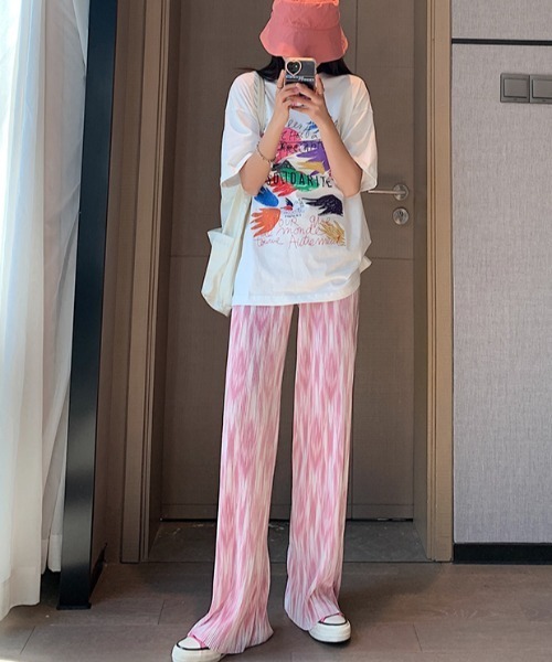 .KOM(ドットコム)の「A'GEM/9 × .kom『.kom/ドットケーオーエム』マルチカラー パターン グラデーション リラックス イージーパンツ(その他パンツ・レディース・A/B/C/D/E・S)」の17枚目の写真