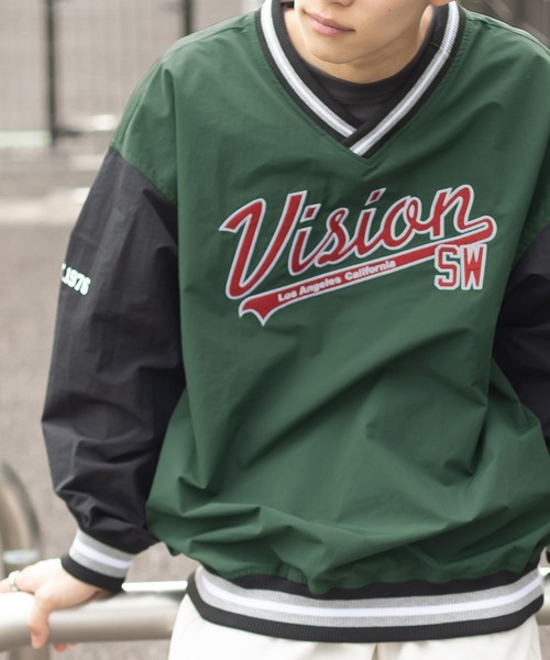VISION STREET WEAR（ヴィジョンストリートウェア）の「【VISION STREET WEAR／ヴィジョンストリートウェア】リブラインナイロンプルオーバー/スタジアムロゴ/刺繍/ビッグシルエット（ナイロンジャケット・レディース・ブラック/ネイビー/グリーン/マスタード・M/L/XL）」の20枚目の写真