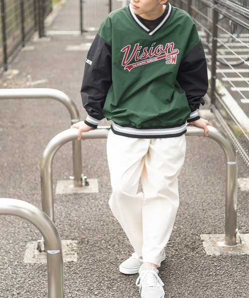 VISION STREET WEAR（ヴィジョンストリートウェア）の「【VISION STREET WEAR／ヴィジョンストリートウェア】リブラインナイロンプルオーバー/スタジアムロゴ/刺繍/ビッグシルエット（ナイロンジャケット・レディース・ブラック/ネイビー/グリーン/マスタード・M/L/XL）」の11枚目の写真