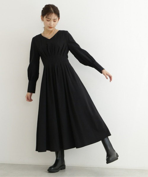 NATURAL BEAUTY BASIC（ナチュラルビューティーベーシック）の「ウエストタックフレアワンピース（ワンピース・レディース・ブラック/ブラウン/オレンジ・SMALL/MEDIUM）」の4枚目の写真
