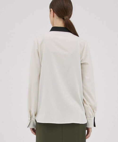 A + TOKYO（エープラストウキョウ）の「バイカラーブラウス（シャツ/ブラウス・レディース・オフホワイト/ピンク/ブラック・2/1）」の6枚目の写真