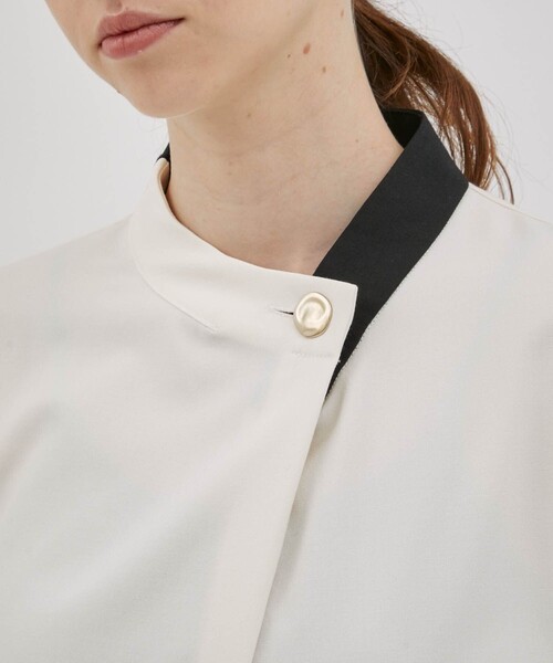 A + TOKYO（エープラストウキョウ）の「バイカラーブラウス（シャツ/ブラウス・レディース・オフホワイト/ピンク/ブラック・2/1）」の7枚目の写真