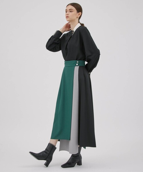 A + TOKYO（エープラストウキョウ）の「バイカラーブラウス（シャツ/ブラウス・レディース・オフホワイト/ピンク/ブラック・2/1）」の14枚目の写真