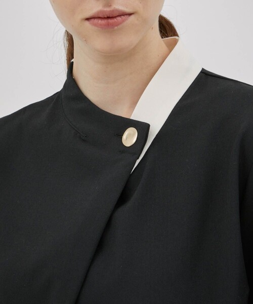 A + TOKYO（エープラストウキョウ）の「バイカラーブラウス（シャツ/ブラウス・レディース・オフホワイト/ピンク/ブラック・2/1）」の18枚目の写真