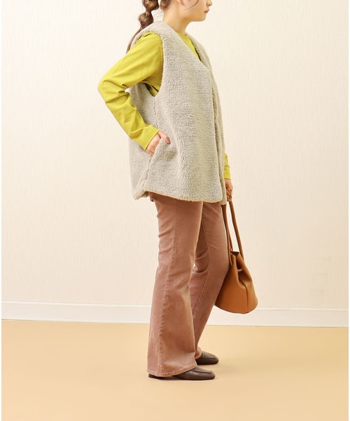 libelle more（リベル モア）の「ボアベスト（ベスト・レディース・ブラック/カーキ/モカ/グレイッシュベージュ・M/L）」の5枚目の写真