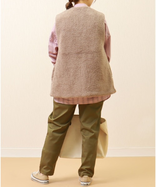 libelle more（リベル モア）の「ボアベスト（ベスト・レディース・ブラック/カーキ/モカ/グレイッシュベージュ・M/L）」の21枚目の写真