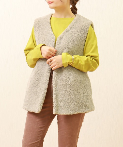 libelle more（リベル モア）の「ボアベスト（ベスト・レディース・ブラック/カーキ/モカ/グレイッシュベージュ・M/L）」の6枚目の写真