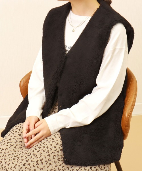 libelle more（リベル モア）の「ボアベスト（ベスト・レディース・ブラック/カーキ/モカ/グレイッシュベージュ・M/L）」の17枚目の写真