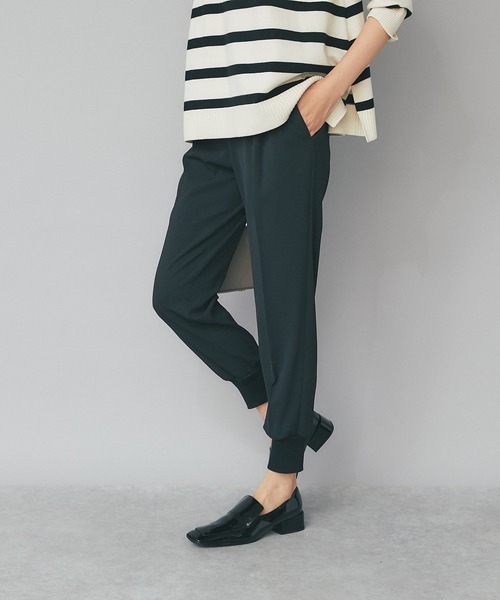 RIVE DROITE（リヴドロワ）の「大人のリラックス感を演出/裾リブジョガーパンツ（その他パンツ・レディース・オフホワイト/ブラック・36/38）」の5枚目の写真