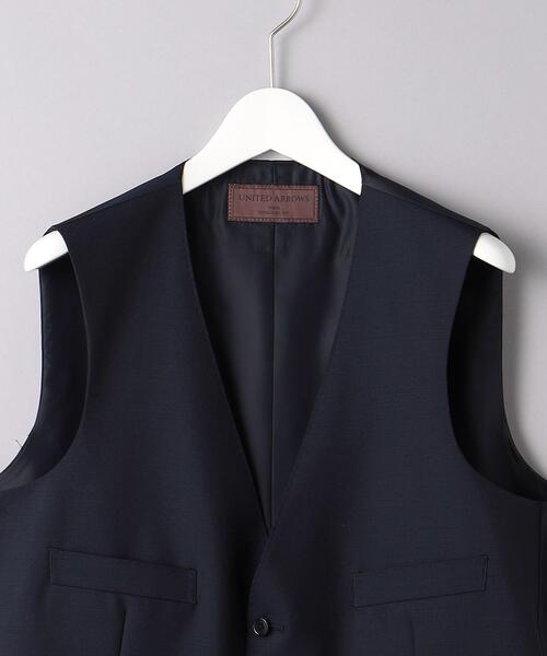 UNITED ARROWS（ユナイテッドアローズ）の「モヘア トロピカル 5ボタン ベスト（スーツベスト・メンズ・ブラック/ネイビー・46/48/50/44）」の4枚目の写真