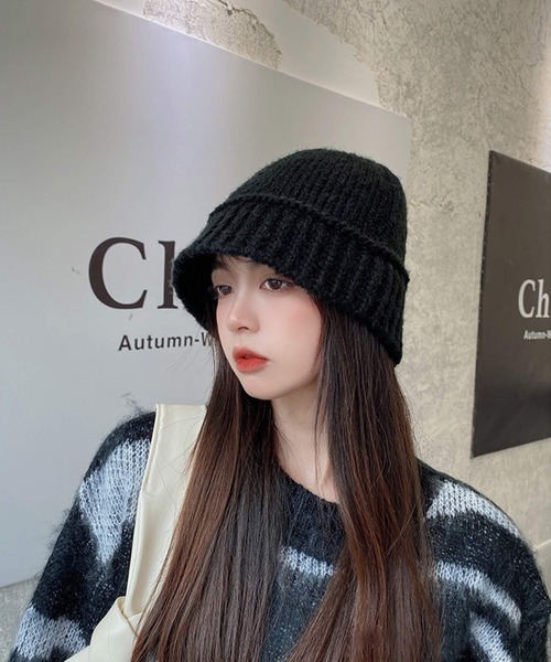shopnikoniko（ショップニコニコ）の「ニット帽 ビーニー 韓国 ストリート バケハ ニット バケットハット 大きめ   ニットキャップ（ニットキャップ/ビーニー・レディース・ホワイト/ブラック/グレー・フリー）」の4枚目の写真