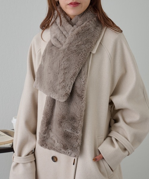 COLONY 2139（コロニートゥーワンスリーナイン）の「フェイクエコファーマフラー（マフラー・レディース・モカ/アイボリー/ブラック/グレイッシュベージュ・FREE）」の12枚目の写真