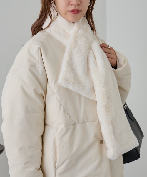 COLONY 2139（コロニートゥーワンスリーナイン）の「フェイクエコファーマフラー（マフラー・レディース・モカ/アイボリー/ブラック/グレイッシュベージュ・FREE）」の21枚目の写真