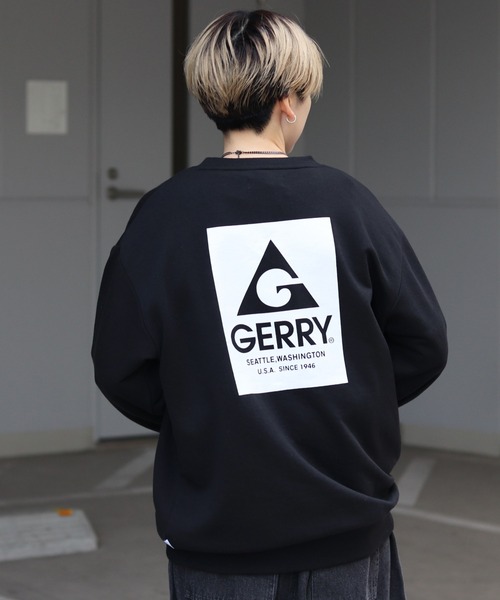 GERRY(ジェリー)の「【GERRY】バックプリント / 袖プリント / ナイロンポケット プルオーバースウェット(スウェット・メンズ・ブラック/グレー系その他/ブラック系その他/杢グレー/ブルー系その他/ホワイト系その他/ホワイト系その他2/ブラック系その他2/アイボリー/グリーン/グリーン系その他2・M/L)」の1枚目の写真