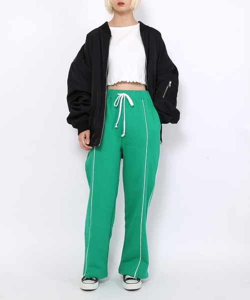 PUNYUS(プニュズ)の「パイピングスウェットパンツ(スウェットパンツ・レディース・グリーン/グレー/ブラック・1/2/3/4)」の18枚目の写真