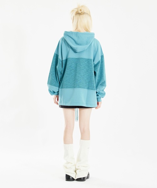 X-girl（エックスガール）の「COLORBLOCK SWEAT HOODIE（パーカー・レディース・チャコール/ライトグリーン/ホワイト・S/M）」の6枚目の写真