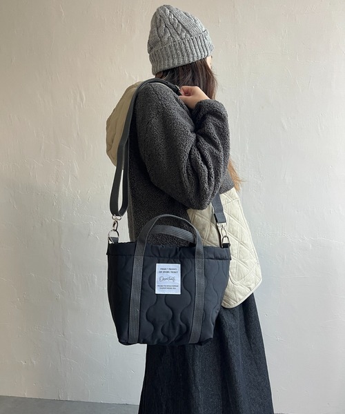 LBC（エルビーシー）の「2WAYひょうたんキルトトートバッグ（トートバッグ・レディース・グリーン/ベージュ/ブラック・FREE）」の9枚目の写真