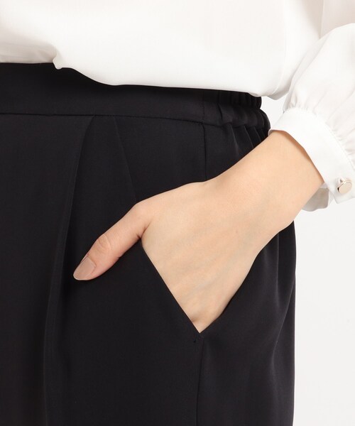 Dessin(デッサン)の「【セレモニー/入卒】フロントタックテーパードパンツ(その他パンツ・レディース・ネイビー/グリーン系/ブラック・01/02/03)」の9枚目の写真