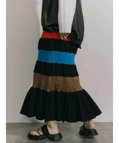 UN3D.（アンスリード）の「マルチカラーシャーリングスカート（スカート・レディース・ブルー/ブラック・36/38）」の16枚目の写真