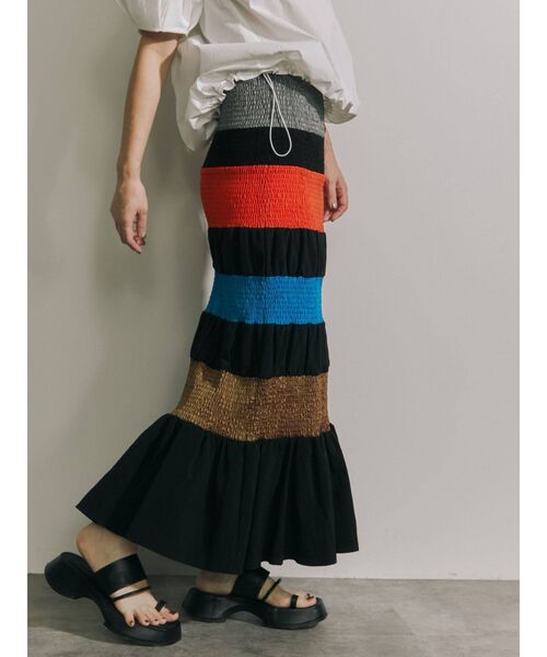 UN3D.（アンスリード）の「マルチカラーシャーリングスカート（スカート・レディース・ブルー/ブラック・36/38）」の21枚目の写真