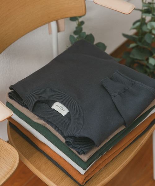 URBAN RESEARCH DOORS（アーバンリサーチドアーズ）の「ソフトタッチ クルーネックニット（ニット/セーター・メンズ・グレー/チャコールグレー/ブルー/モカ/オレンジ/グリーン・MEDIUM/LARGE）」の13枚目の写真