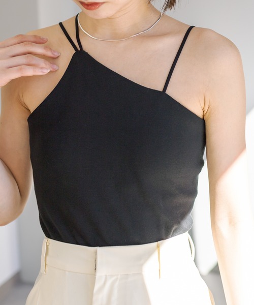 earthy（アーシー）の「earthy_ワンショル3ストラップキャミソール（キャミソール・レディース・オフホワイト/ホワイト/ブラック・S）」の3枚目の写真